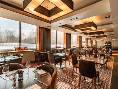 Отель Thistle Hyde Park Kensington Gardens 4*