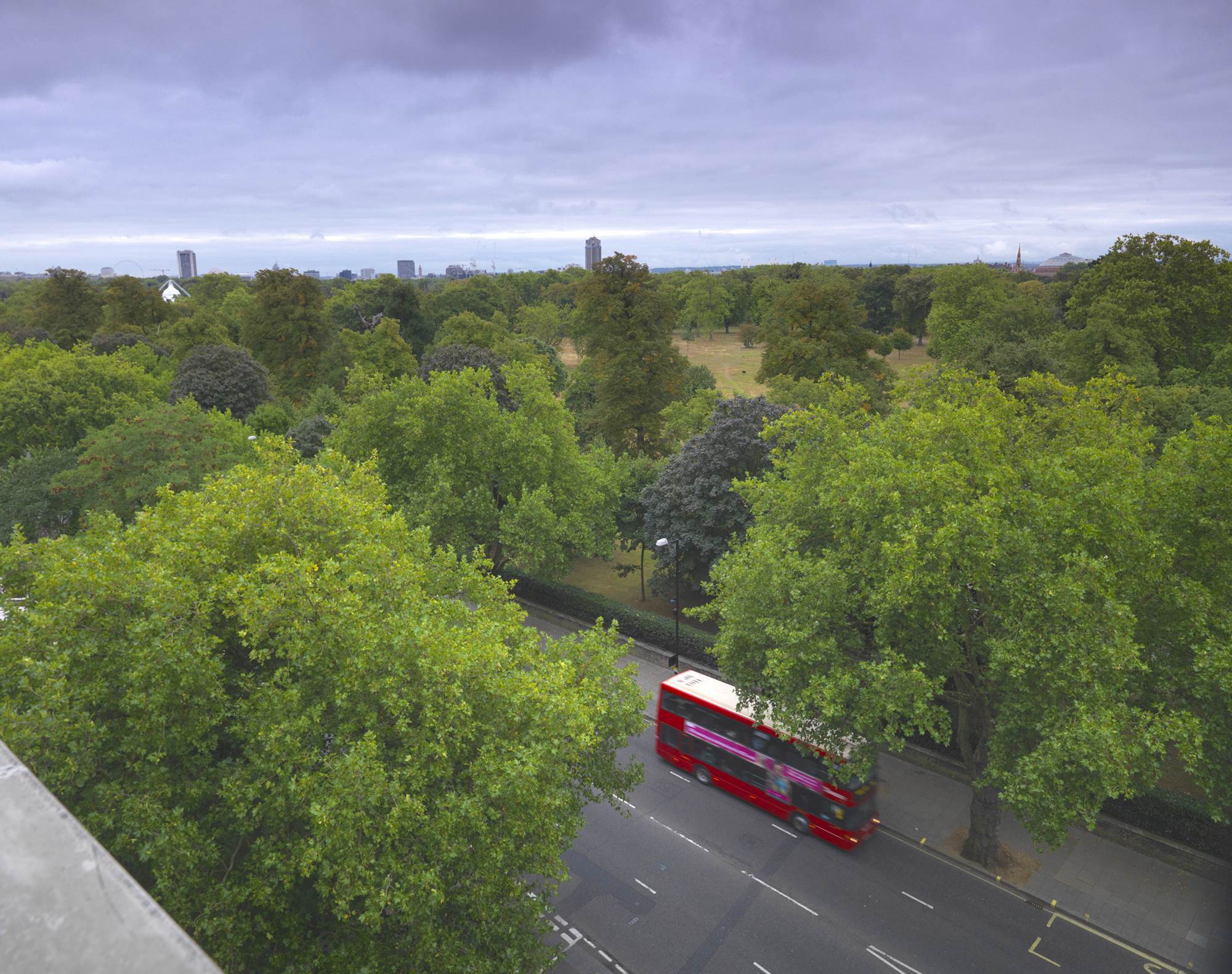Отель Thistle Hyde Park Kensington Gardens