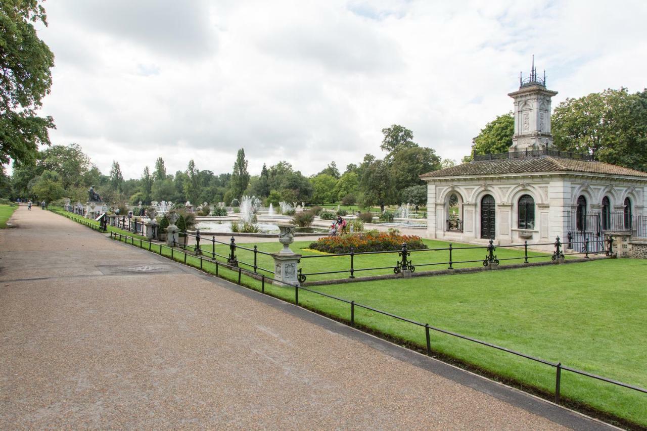 Отель Thistle Hyde Park Kensington Gardens 4*